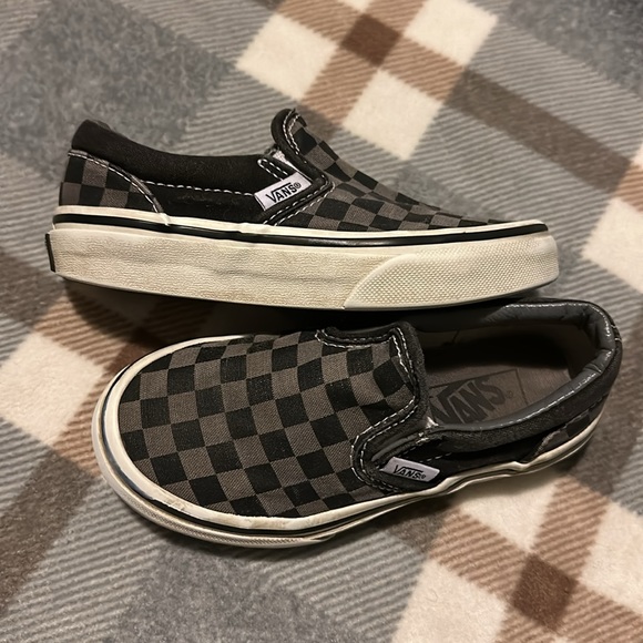Kids checkered vans, black and grey vans. - Picture 3 of 4